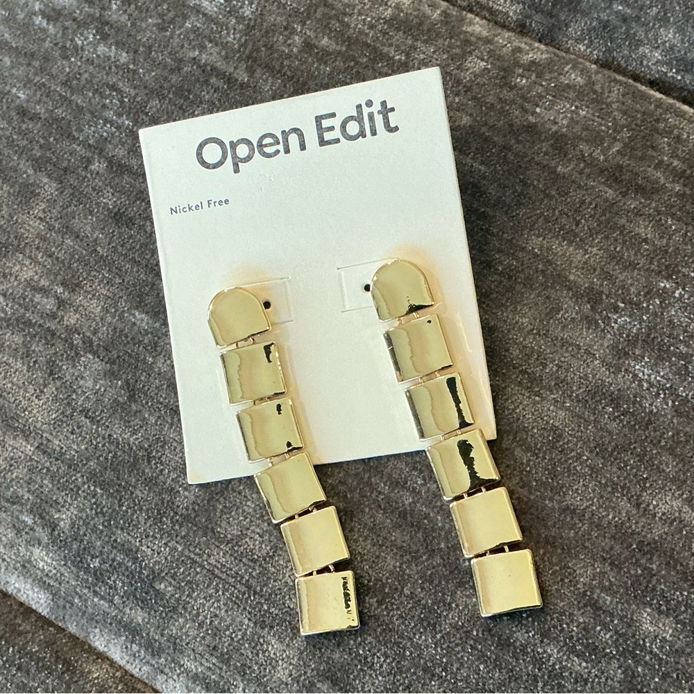 Open Edit Gold square link Earrings